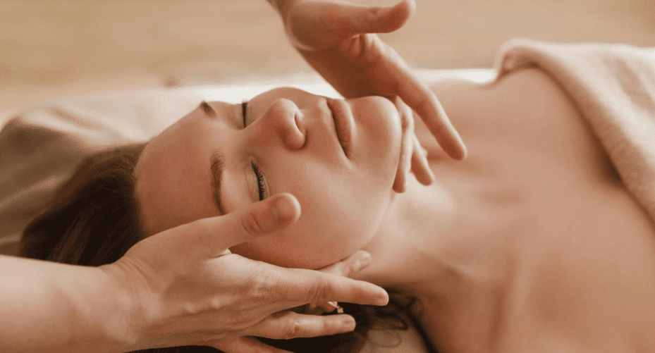 Ako zabrániť vyhoreniu: relaxačná masáž môže byť riešenie!