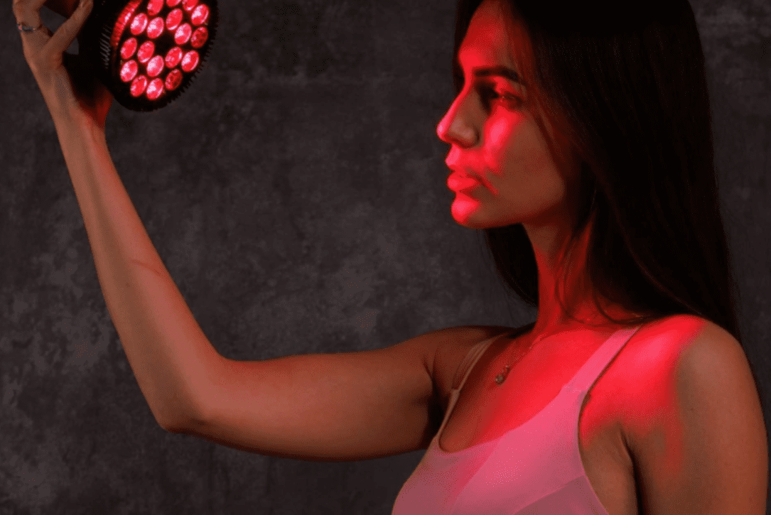 Žiarivá Pleť Bez Chémie: Terapia Červeným Svetlom